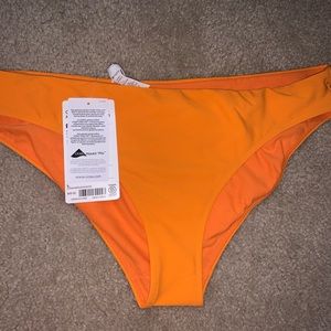 NEW Athleta Clean Medium Swim Bottoms